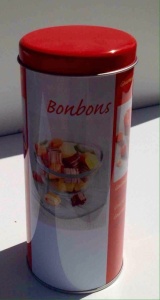 Bonbons bote mtallique ronde